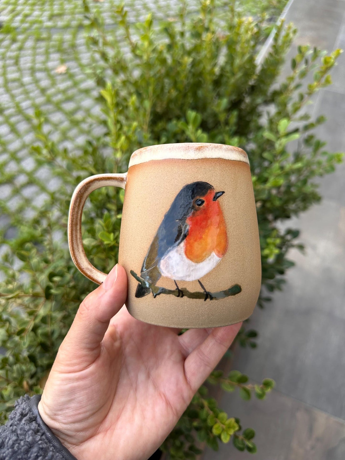 Stoneware Mug – Robin on Bare Branch